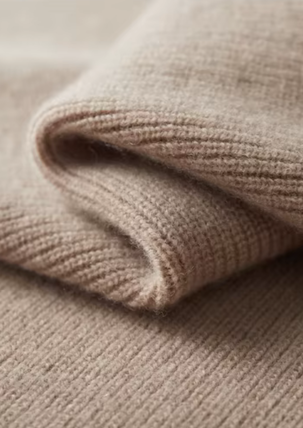 Belmont Elegant mens sweater