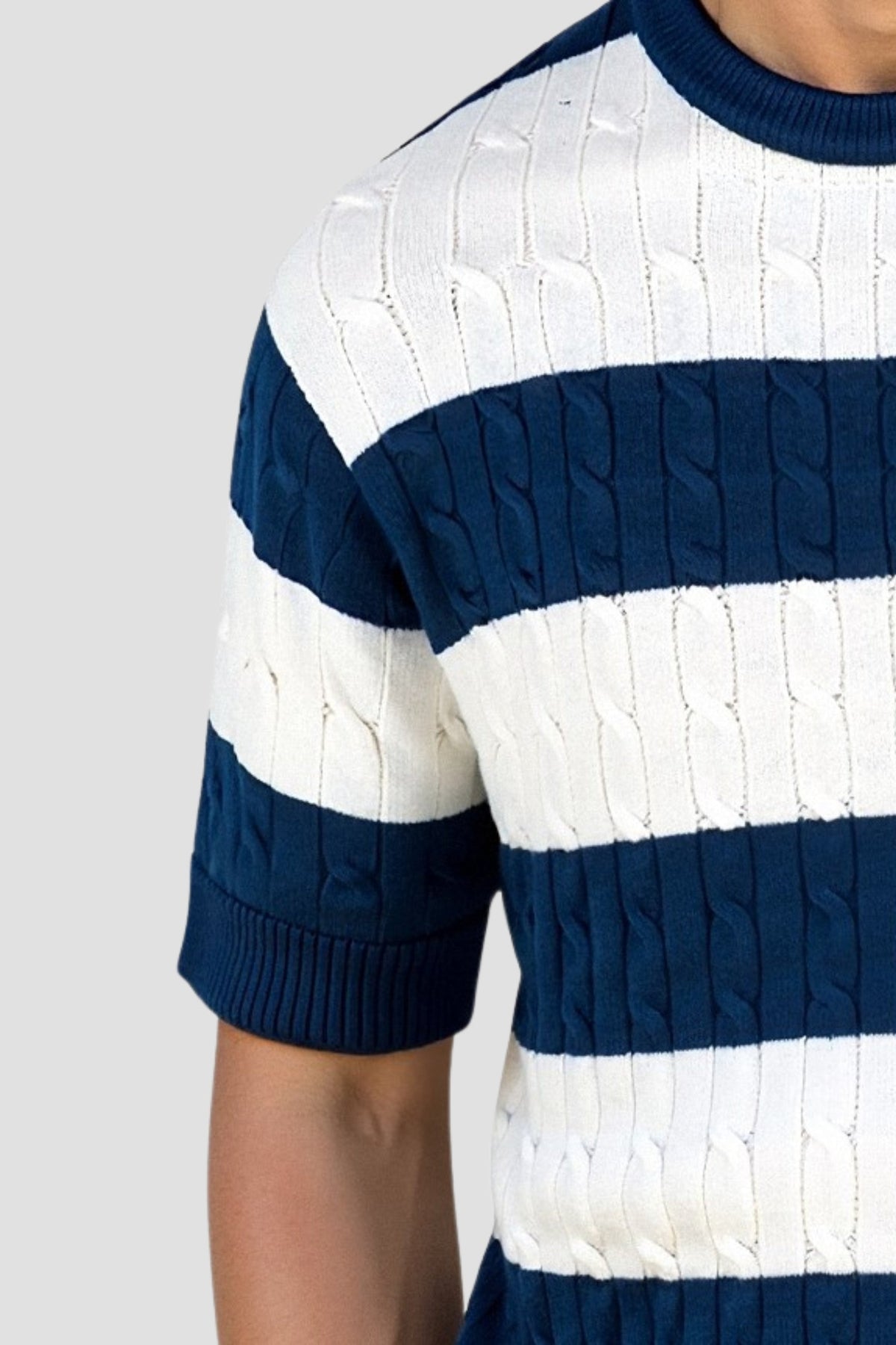Men's Crew Neck Cable Knit Striped T-Shirt