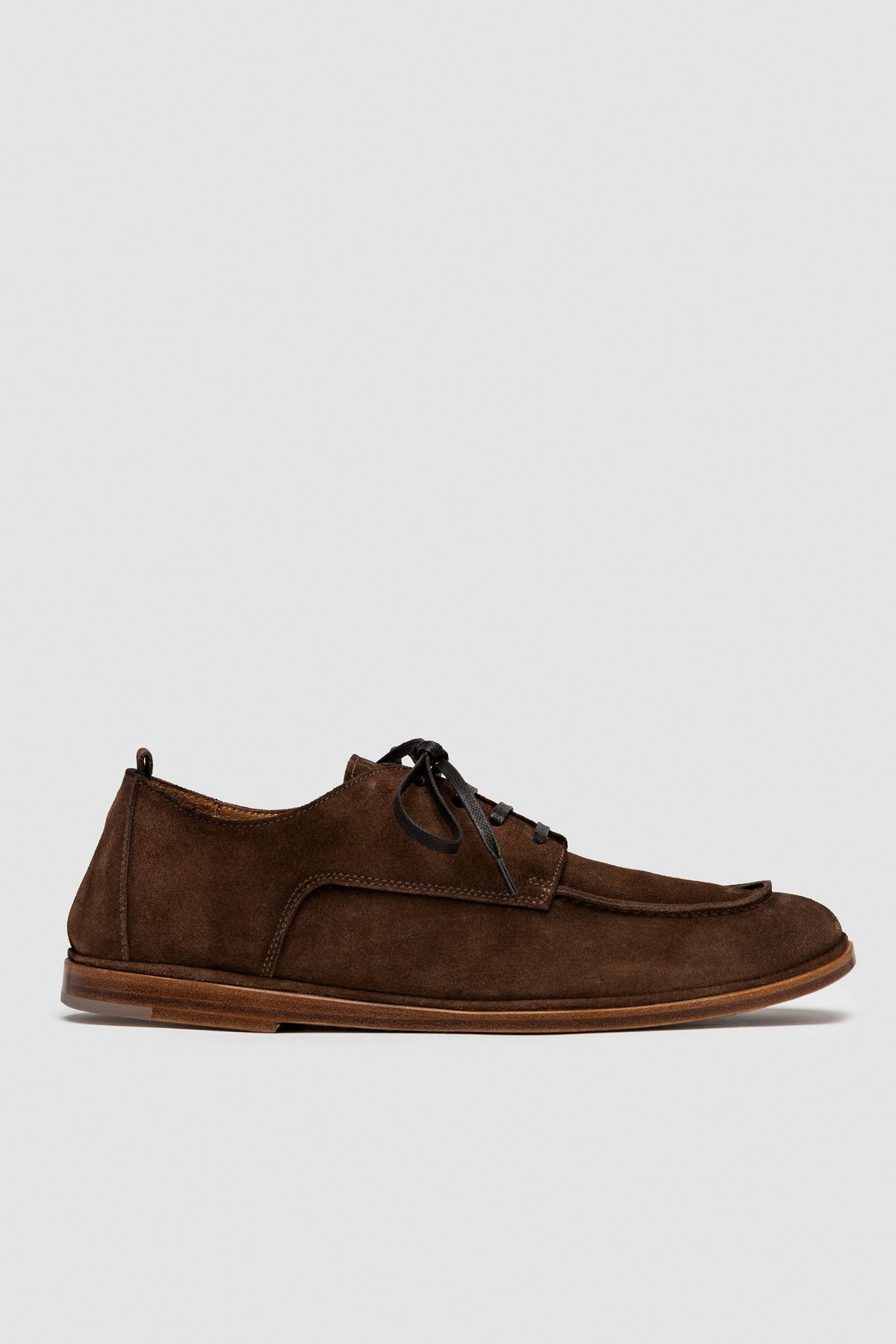 Menβs Brown Country Derby Shoes with Grain Leather Finish and Classic Lace-Up Design