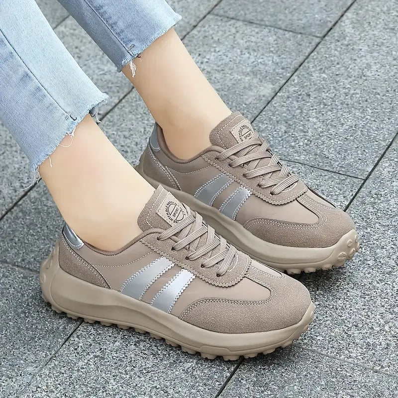 Women’s Retro Sneakers with Comfort Sole