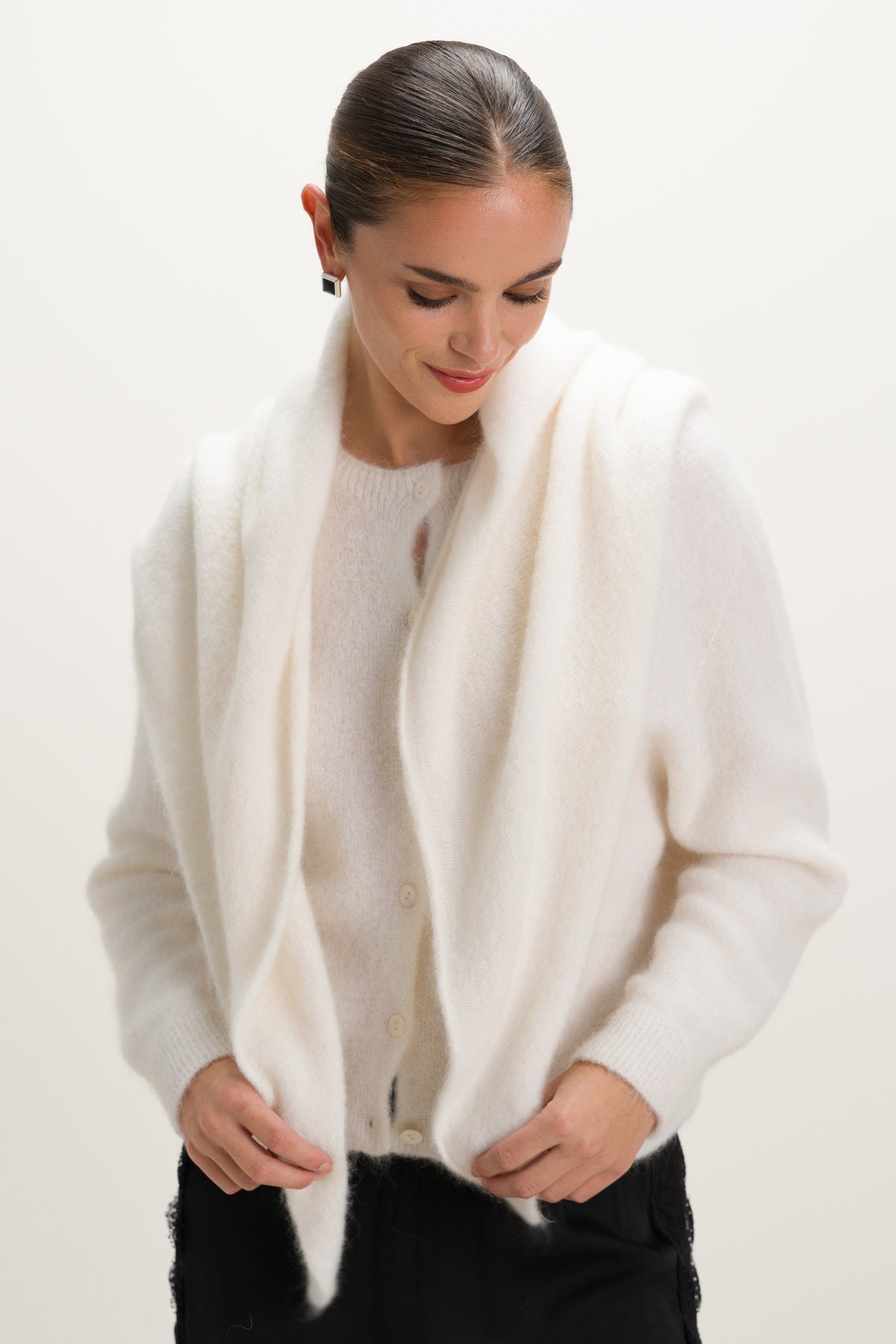 Women's Ivory Triangle Maxi Scarf