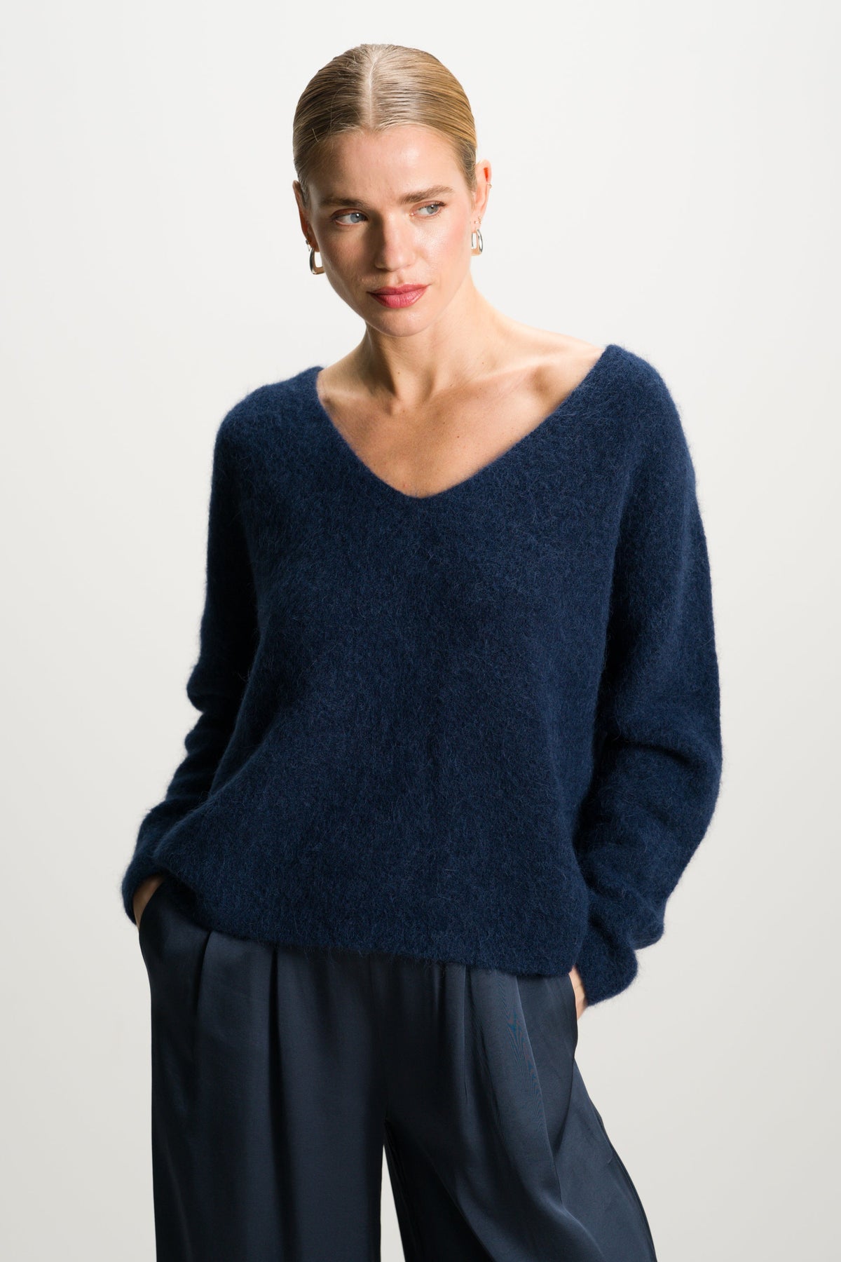 Women's V-Neck Sweater Navy Blue Alpaca Blend