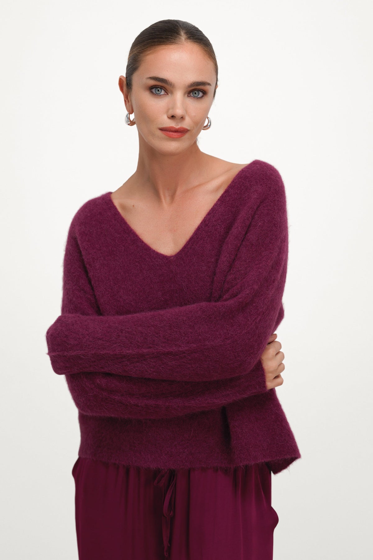 Women's V-Neck Sweater Burgundy Alpaca Blend