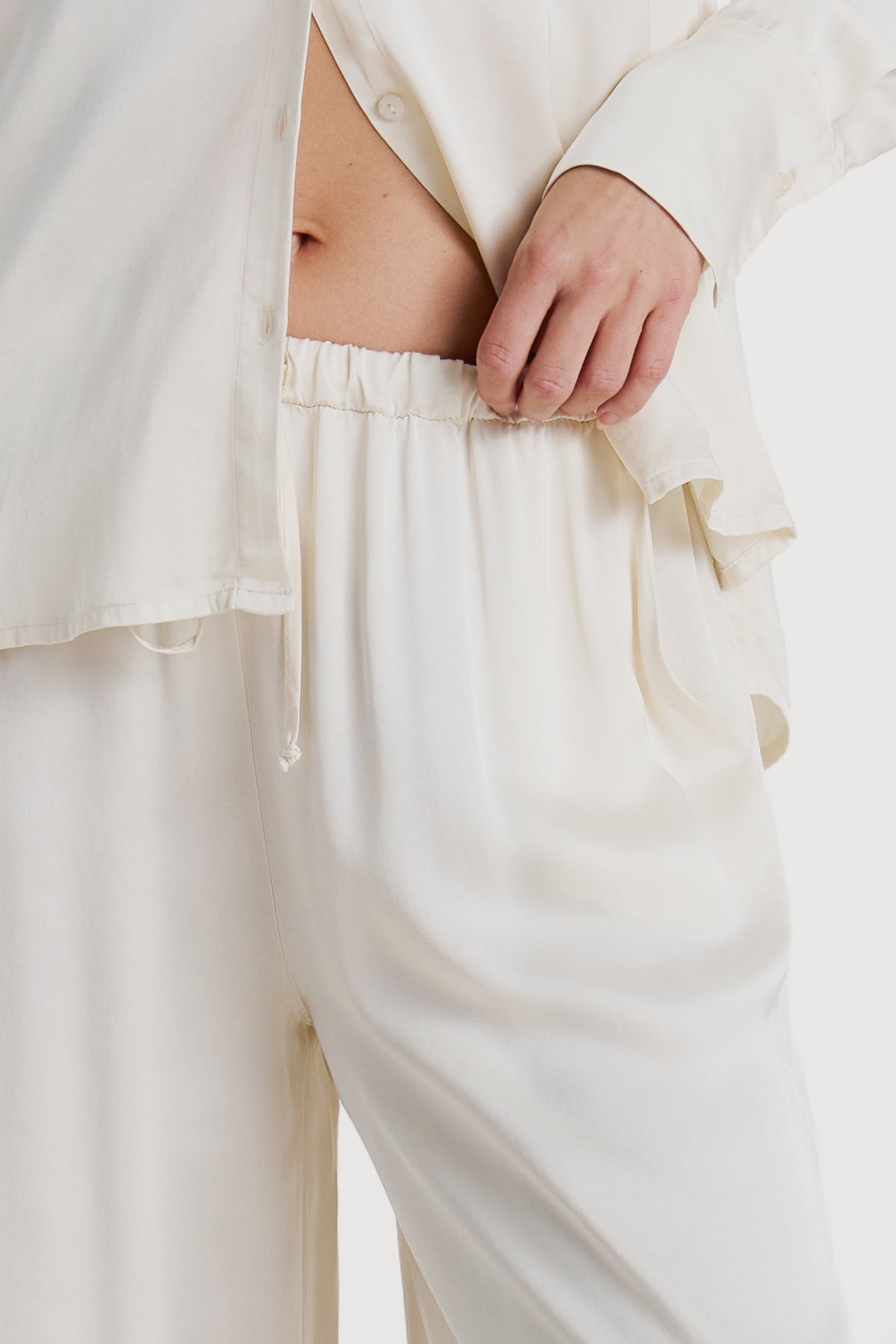 Women’s Ivory Balloon Satin Trousers
