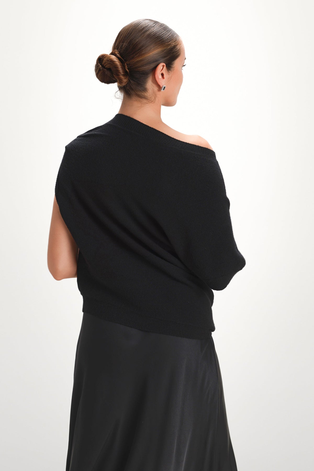 Women's Asymmetric Knit Sweater Black