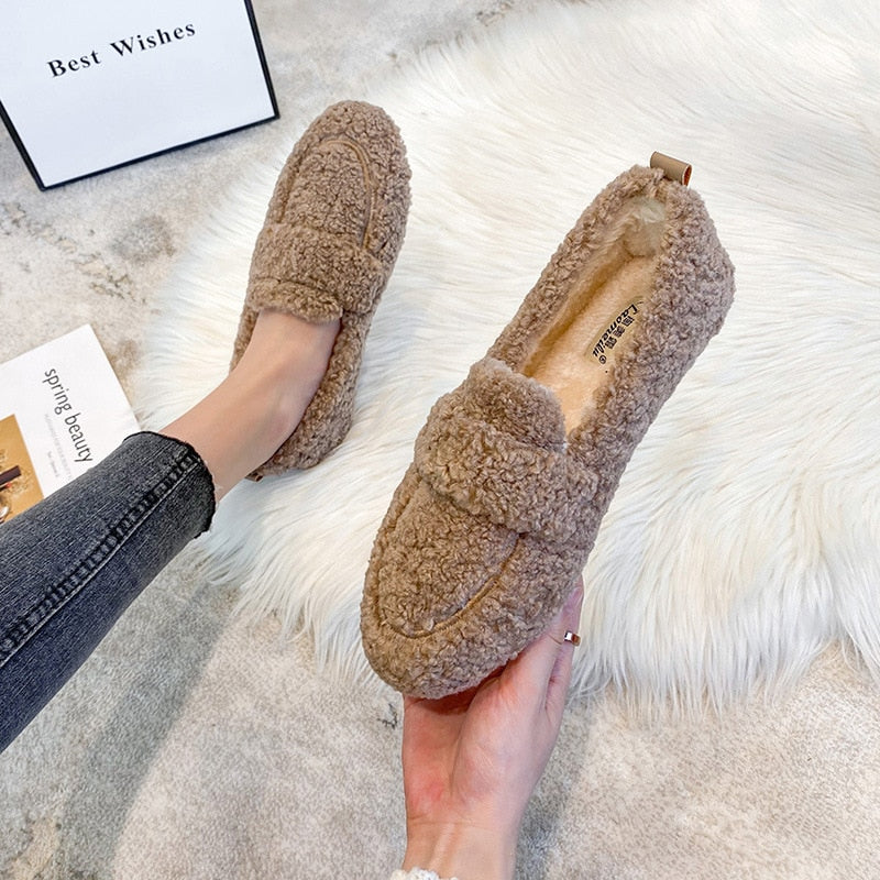 Women’s Plush Slippers with Non-Slip Sole