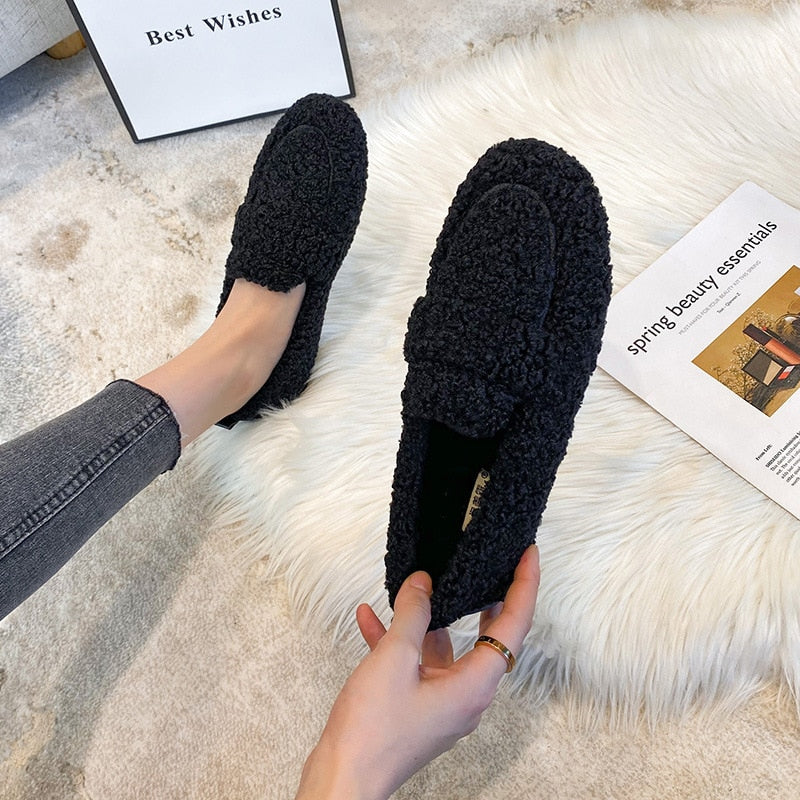 Women’s Plush Slippers with Non-Slip Sole
