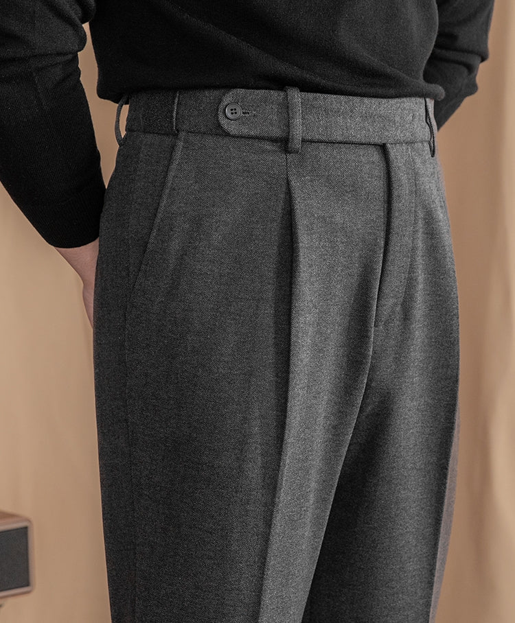 Men’s Herringbone Wool Blend Pleated Trousers