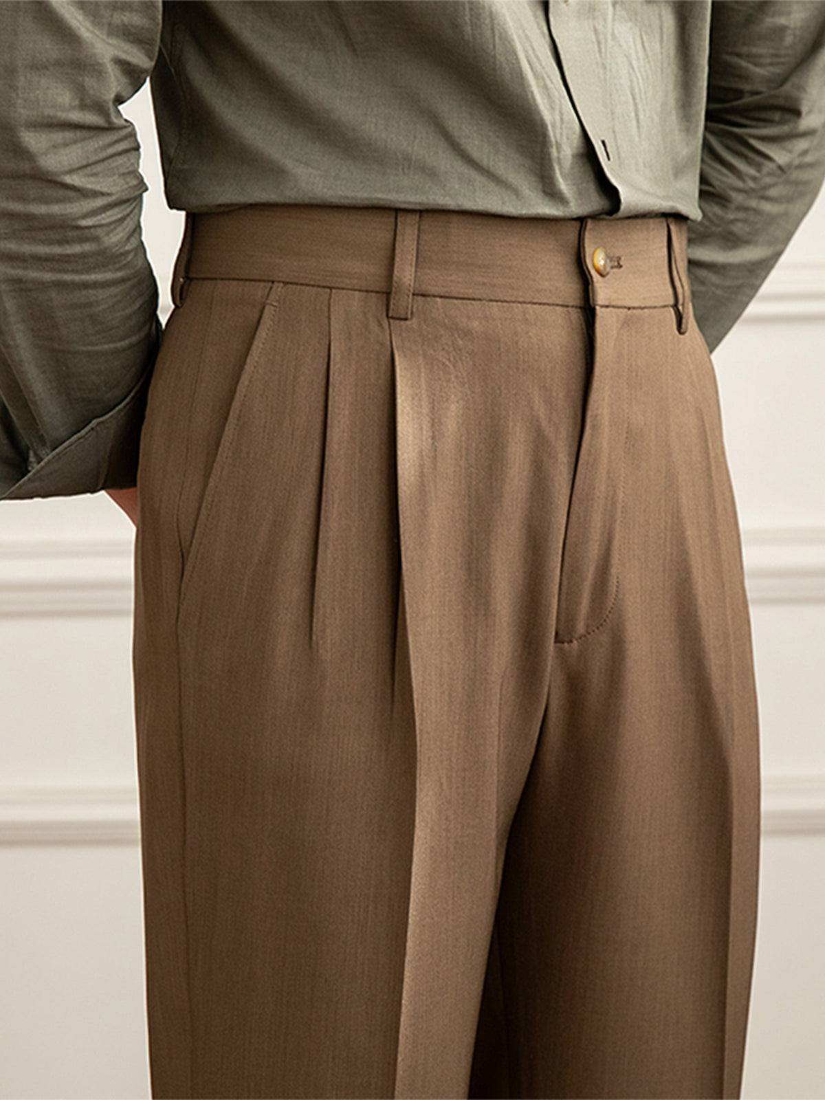 Men’s Double Pleated Straight Fit Trousers