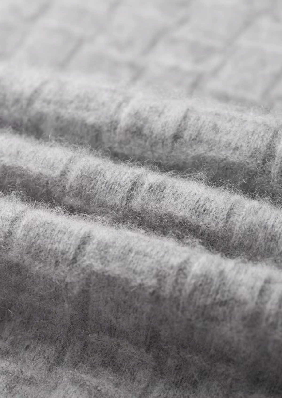 Men’s Wool Textured Mock Neck Sweater