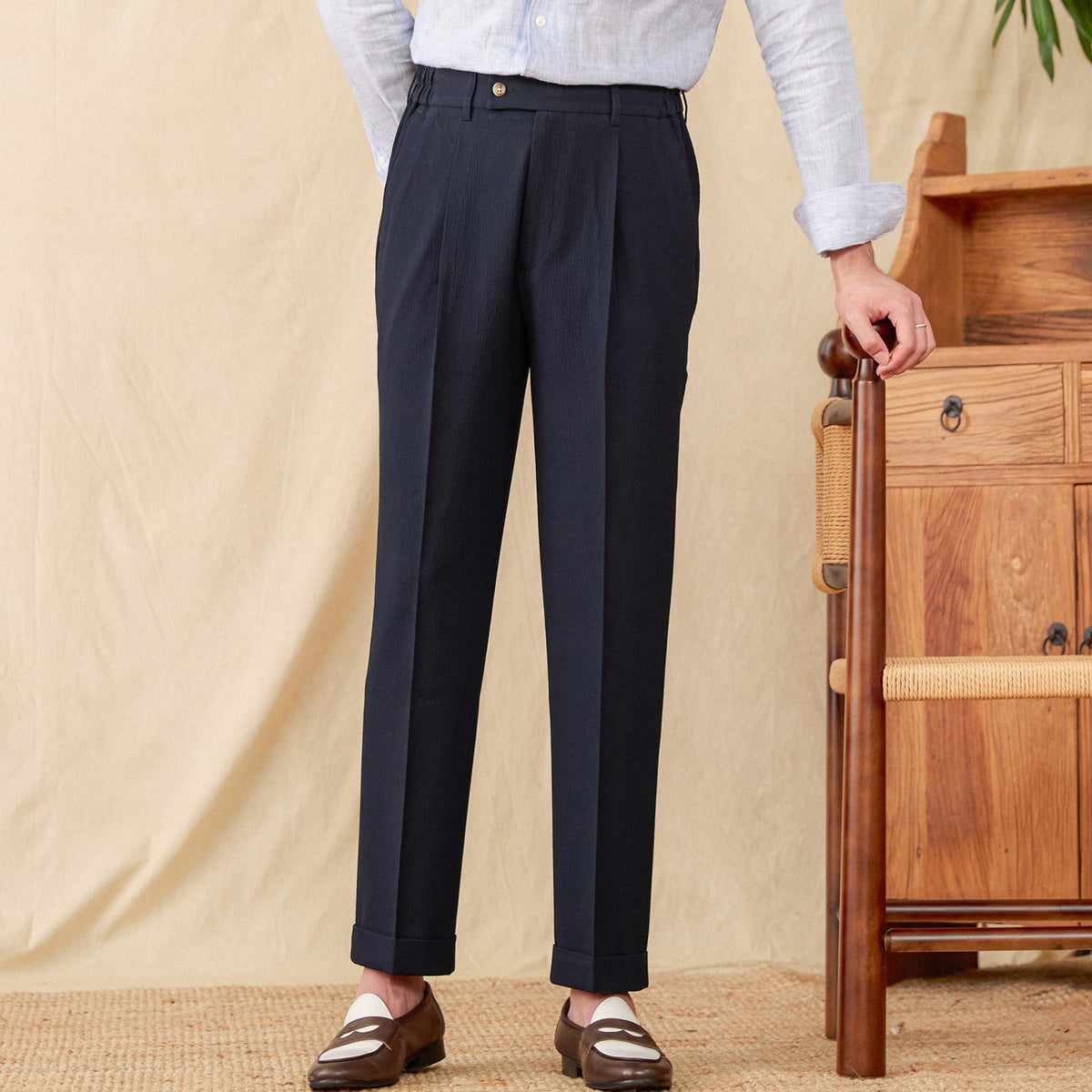 Men’s Seersucker Pleated Straight Fit Trousers