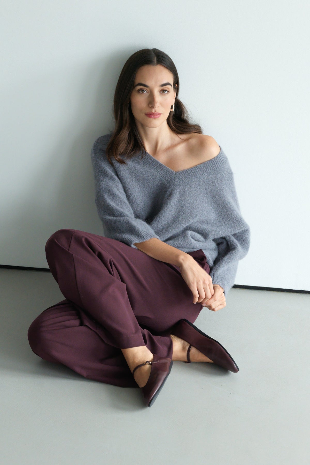 Women's Grey Alpaca Wool Blend Sweater with Timeless Knit Design