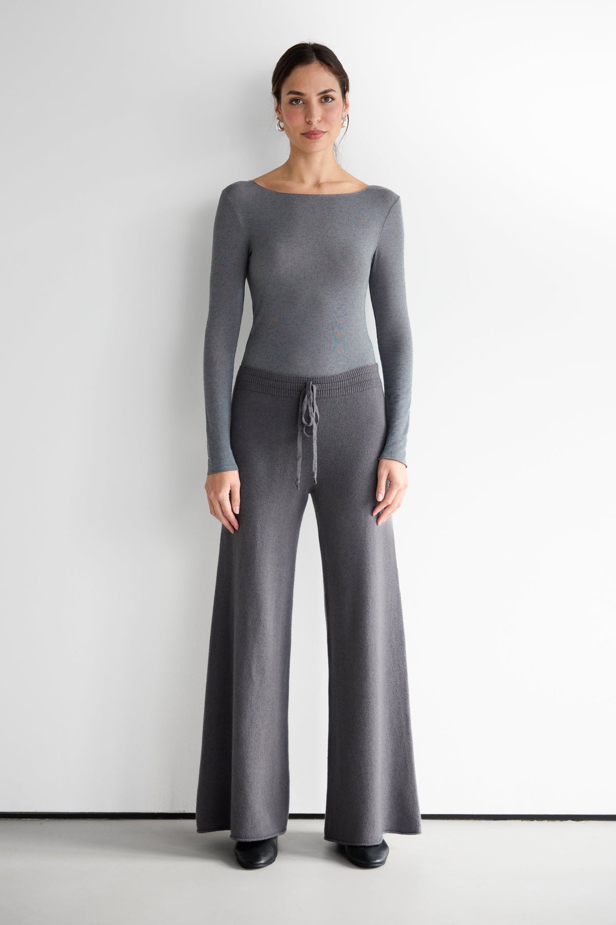 Women's Charcoal Relaxed-Fit Pants