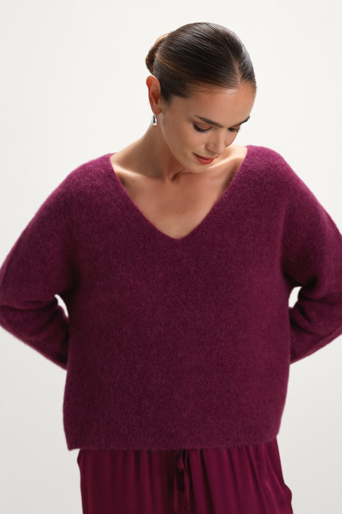 Women's V-Neck Sweater Burgundy Alpaca Blend