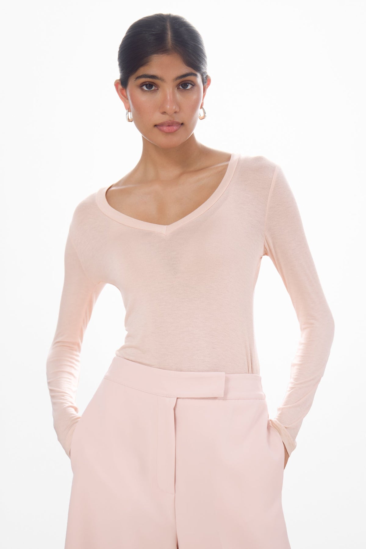 Women's Blush V-Neck Lightweight Top