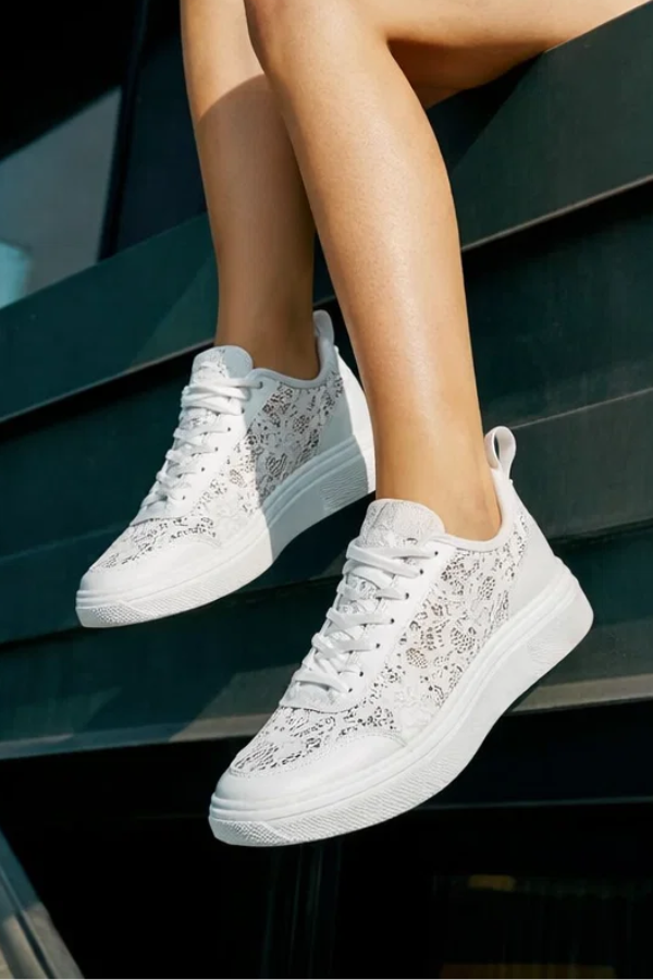Women’s Floral Lace-Up Sneakers