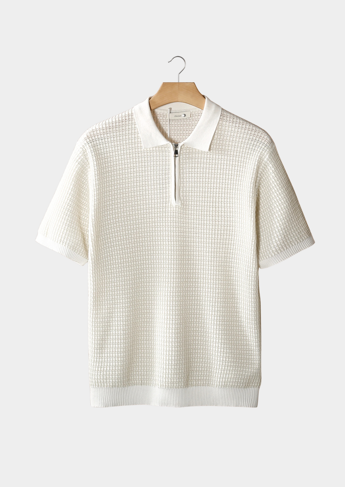 GEOMETRIC TEXTURED ZIPPER POLO