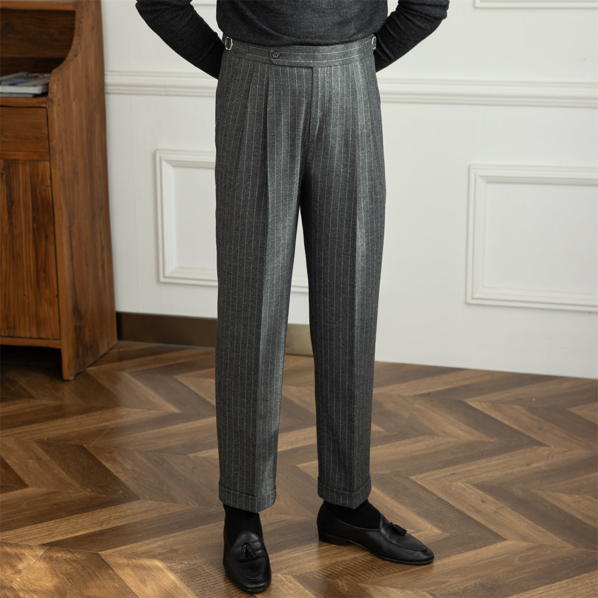 Men's Pinstripe Pleated Trousers